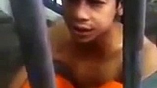 child-in-jail-reciting-quran-with-beautiful-voice(YouPlay.PK)