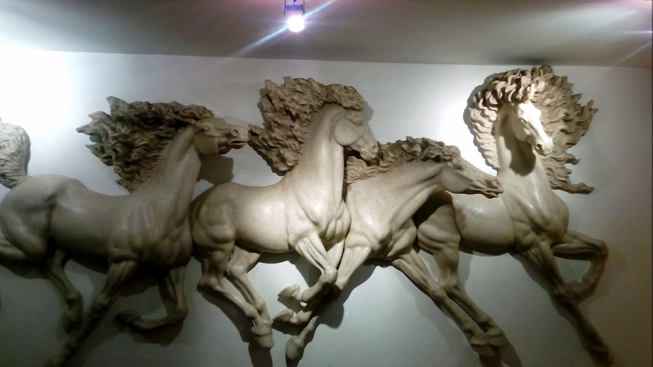 Tangerine Dream - The Four White Wooden Horses.