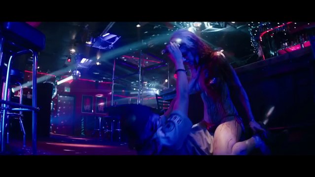 Exklusiv SCOUTS VS ZOMBIES Filmclip ZOMBIE STRIPPER (2015)