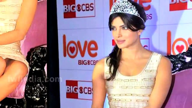 Oops! Bollywood Actresses Suffers Wardrobe Malfunction