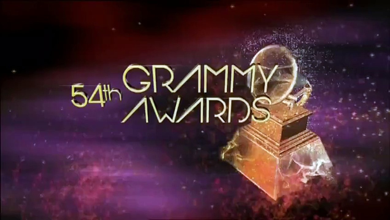 Adele at the 54th Grammy Awards- Rolling in the Deep - Vídeo Dailymotion