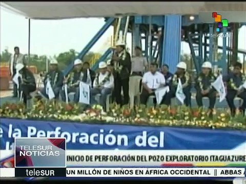 Bolivia: Evo Morales inaugura perforación del pozo Itaguazurenda