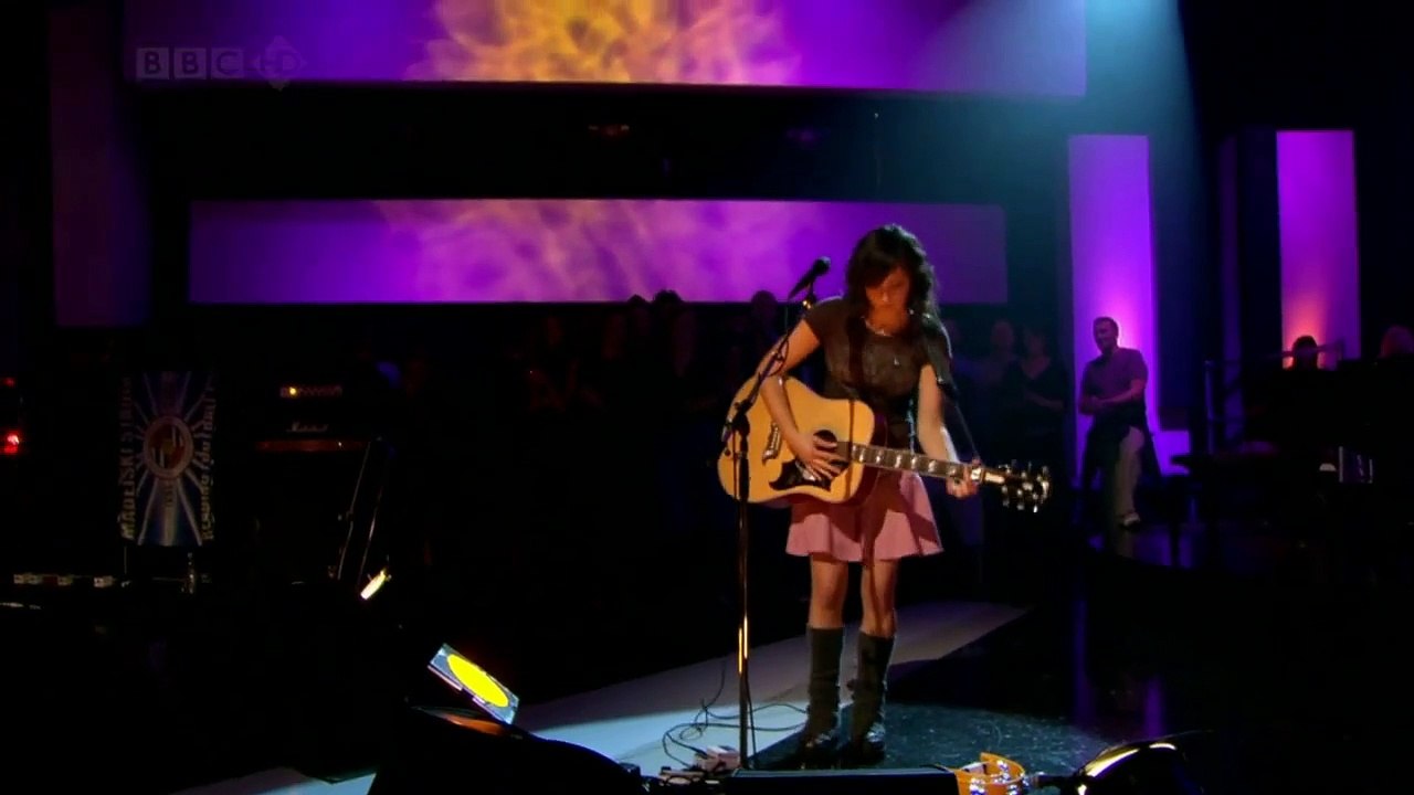 Her first TV appearance, last minute replacement, plays all the parts!