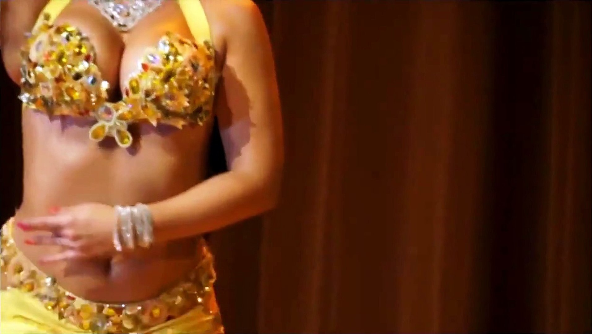 مش صافيناز .رقص شرقي مصري .Hot Belly Dance - Tabla Solo