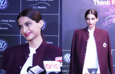 Download Video: Sonam Kapoor & Other Bollywood celebs at the launch of Volkswagen's 21st Century Beetle | Bollywood News Gossips