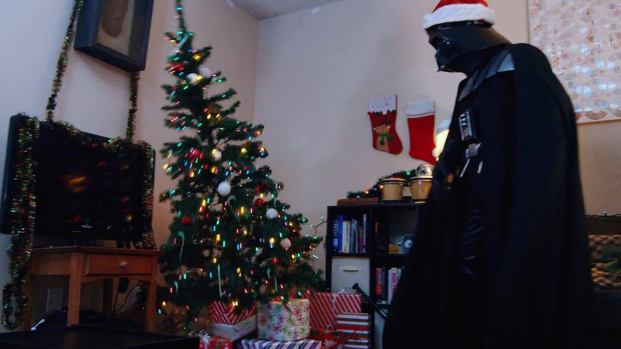 Quand Dark Vador vient pourrir votre noel... Dark Santa
