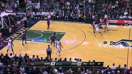 Alec Burks Dunks Over Jon Leuer - Suns vs Jazz - December 21, 2015 - NBA 2015-16 Season