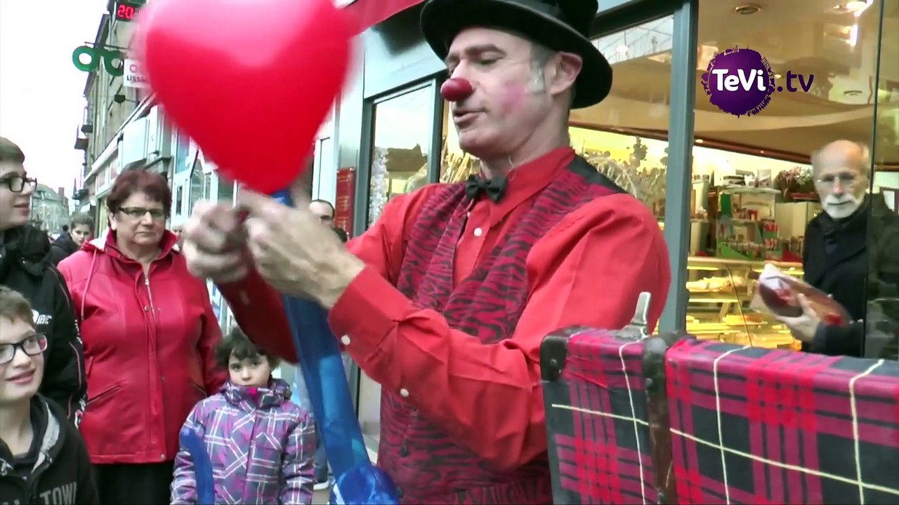 Saint-Hilaire-du-Harcouët fête Noël [TéVi] 15_12_22