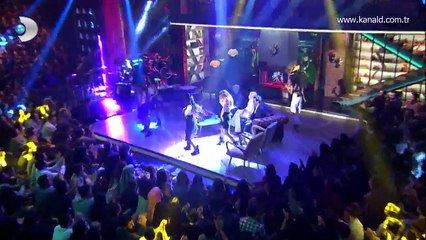 Beyaz Show / Simge Sağın - Miş Miş