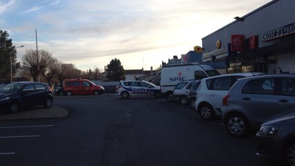 Incendie du bureau de tabac du centre commercial Mocrat