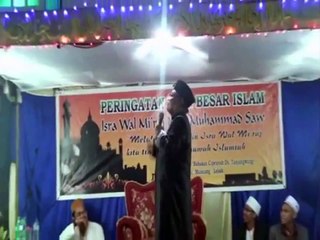 Drs K H Jujun Junaedi Isra Miraj bag 2