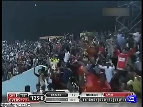 عامر کو ٹیم میں شامل کیا تو مستعفی ہوں جاؤں گا - پی سی بی کو دھمکی دے دی گئی