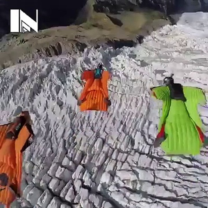 Wingsuit flying