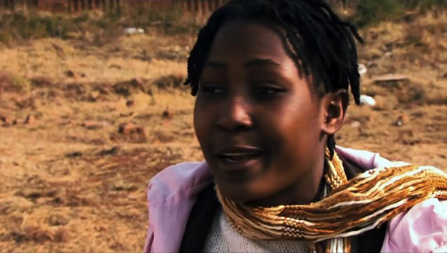 District 9 (Yasak Bölge 9) - Trailer [HQ] Neill Blomkamp, Terri Tatchell, Sharlto Copley, David James, Jason Cope