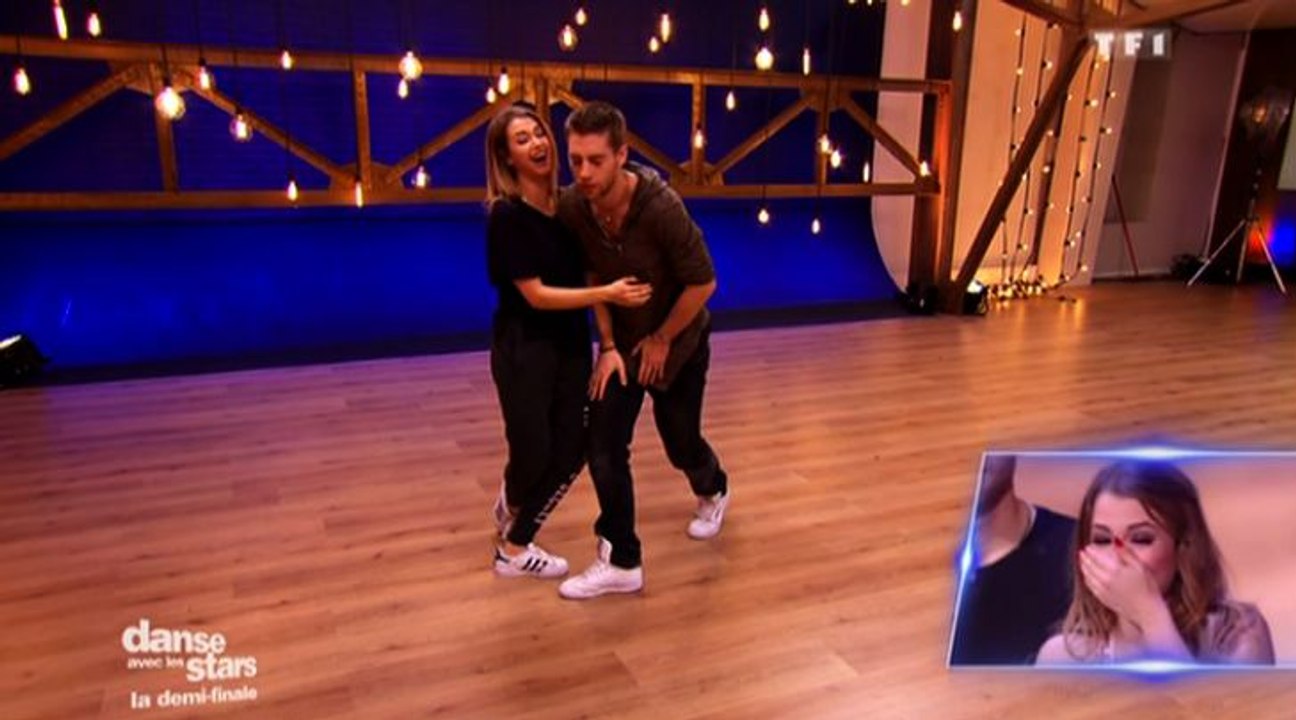 EnjoyPhoenix éclate les valseuses à son danseur - ZAPPING TÉLÉ-RÉALITÉ DU 22/12/2015