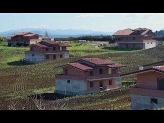 Casal di Principe (CE) - Camorra, confiscati beni all'imprenditore "Scarpone" (22.12.15)