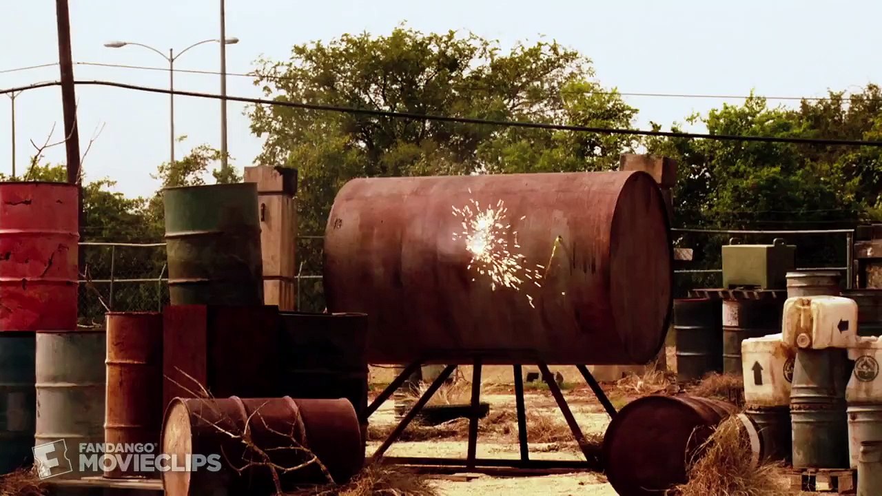 Machete (4/5) Movie CLIP - Motorcycle Gatling Guns (2010) HD