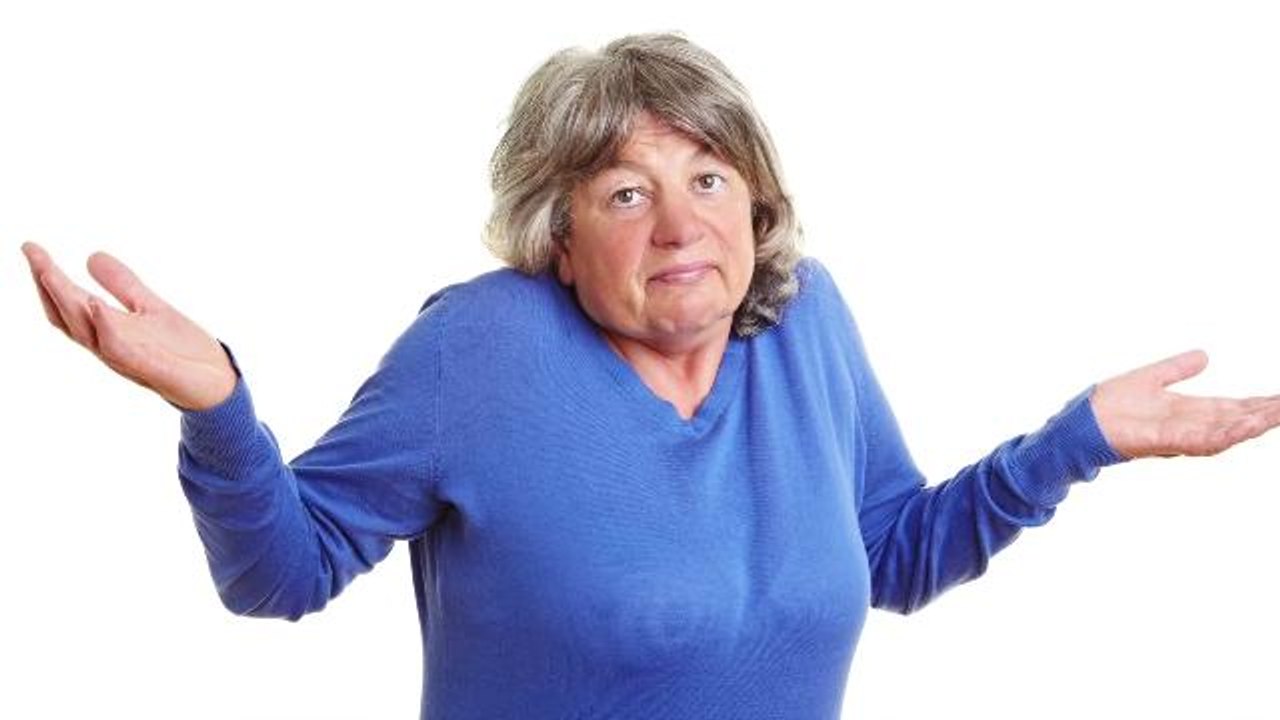Grandma trapped in bathroom for 4 days knits a scarf