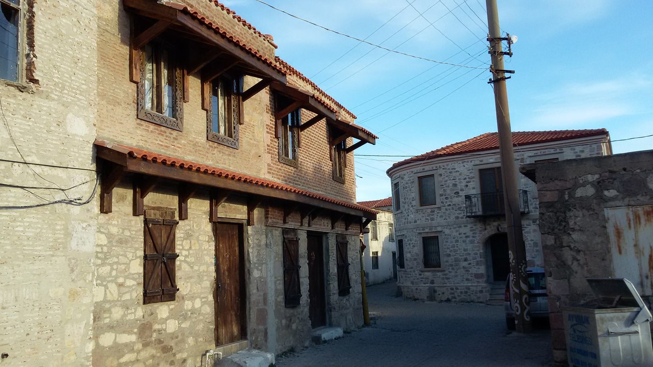 Yeniçarohori (Küçükköy)  - ainaler (arelos)