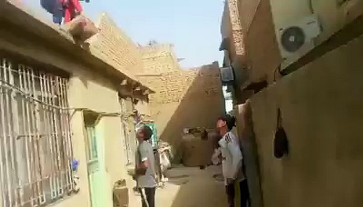 catch funny