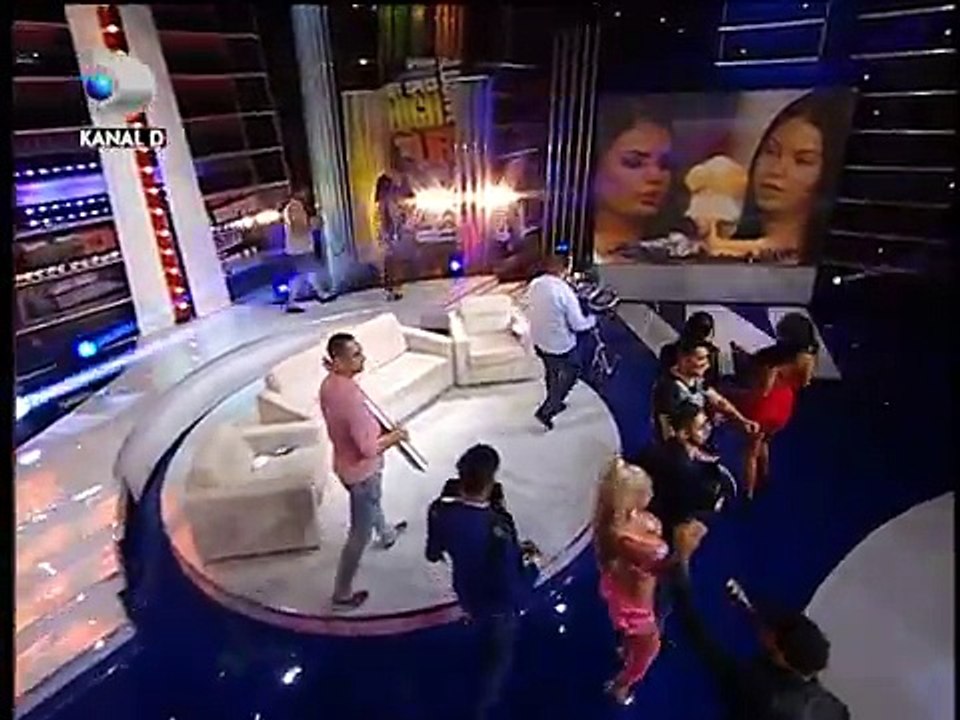 Gaby din giulesti la wow biz 2 sep pt leo de la strehaia-2015 hd