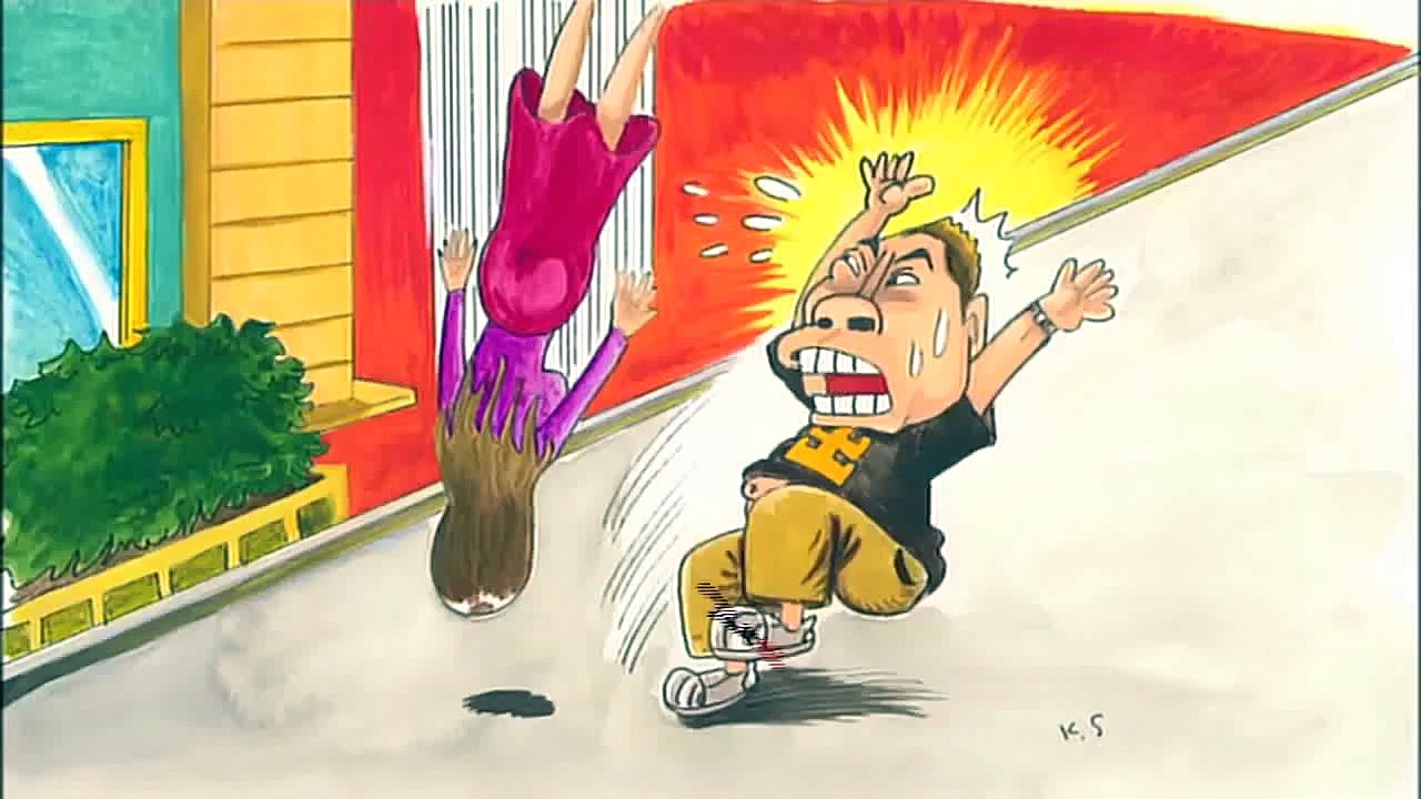 Funny japanese prank　～Mannequin comes falling from the sky～