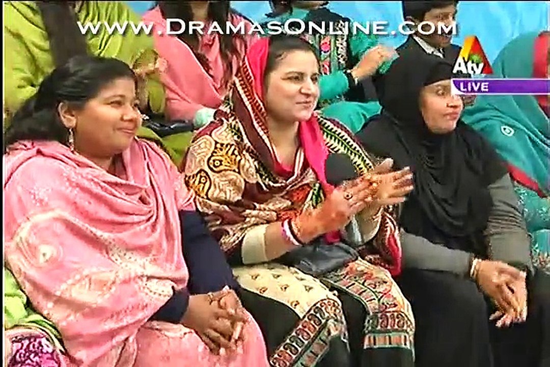 Beauty of our Pakistani Culture-Secret of World largest Zumba Class