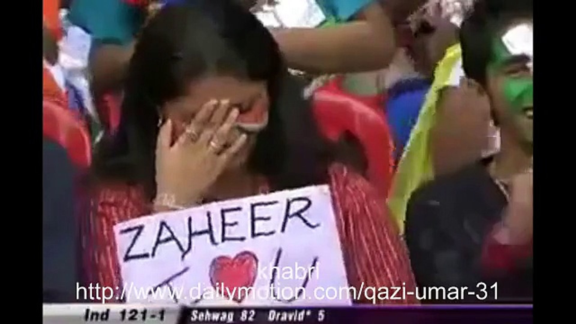 Zaheer Khan vs Her Lover in Crowd Pak vs Ind Match