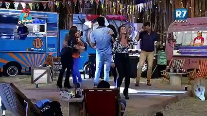 Douglas e Rayanne dançam Suite 14 Festa Food Truck 13/11