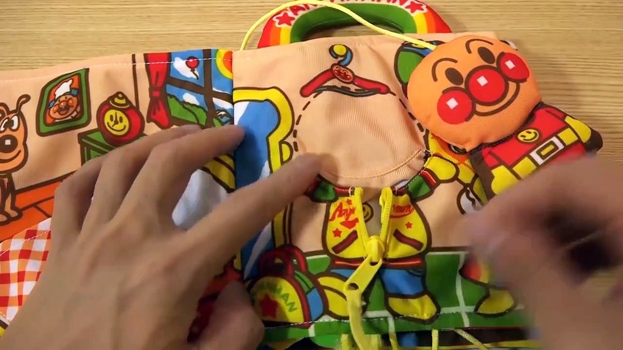 1歳2歳のプレゼント！可愛いアンパンマンの布絵本