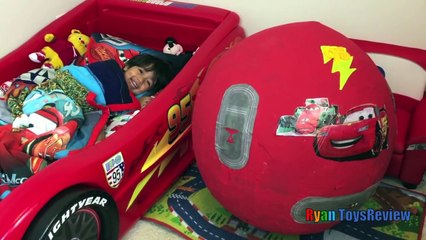 100+ cars toys GIANT EGG SURPRISE OPENING Disney Pixar Lightning McQueen kids video Ryan T