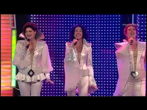 TV3 - Divendres - Super Trouper , del musical Mamma Mia