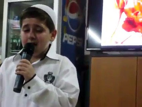 KUTLU DOĞUM PROĞRAMINDA PEYGAMBERE DUA EDEN ÇOCUĞUN AĞLADIĞI ANLAR