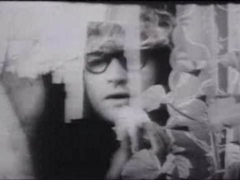 The Kinks - Dead and street