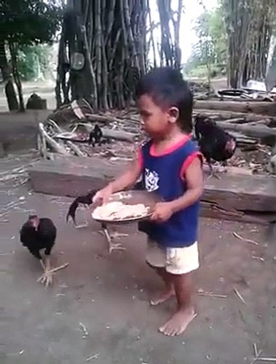 অসহায়েরটা সবাই জোরকরে খেয়ে ফেলে