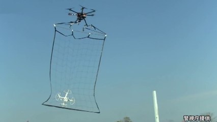 Un drone policier chasseur de drones