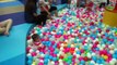 Aire de Jeux couverte de Plaisir en Famille Aire de Jeu pour les enfants Géant gonflable Diapositives, les Enfants Jouent Cent