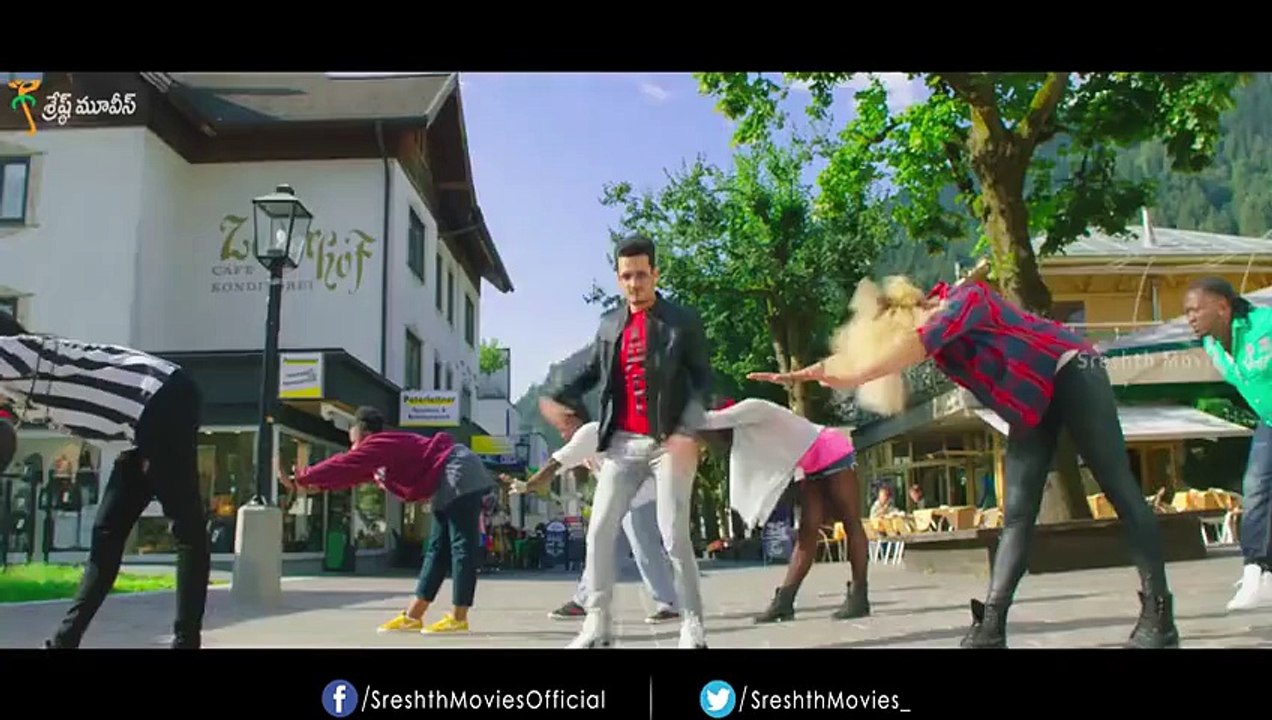 Akhil Theatrical Trailer -- Akhil Akkineni, Sayyeshaa Saigal -- VV Vinayak , Nithin