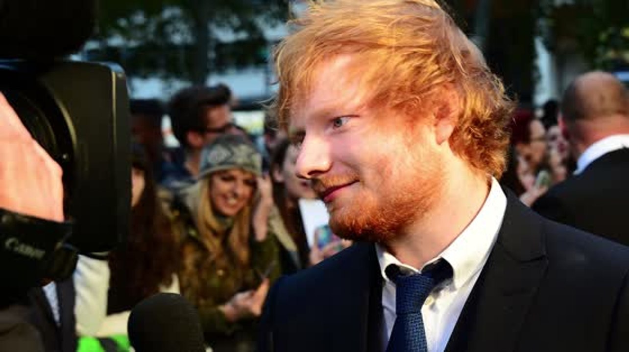 Ed Sheeran compra casa en Londres para sus padres para que ellos puedan cuidar a sus hijos en el futuro