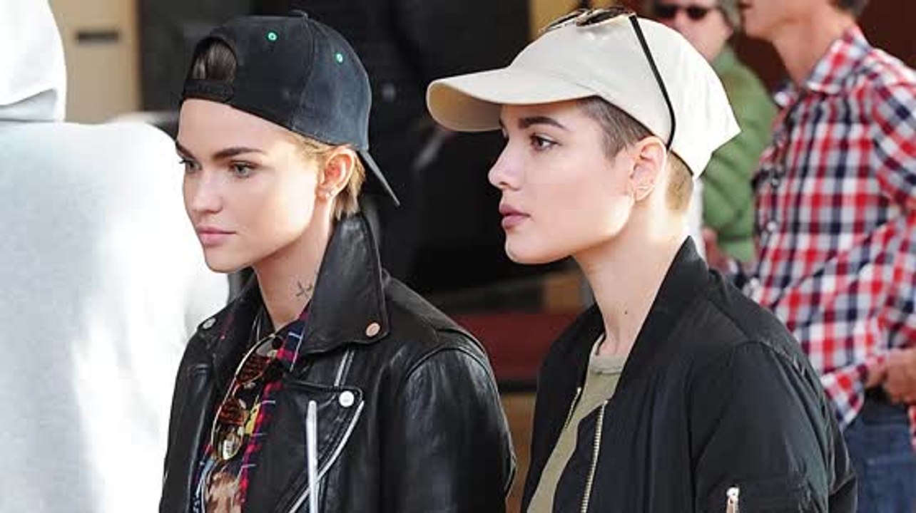Ruby Rose war mit ihrer angeblichen neuen Freundin Halsey im Kino