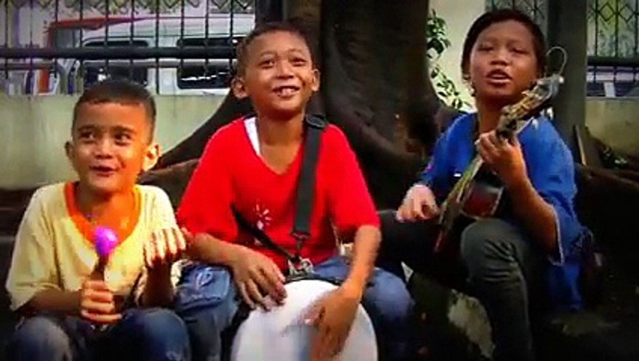 lagu pengamen anak kecil LUCU kocak. lagu anak jalanan, lagu anak indonesia