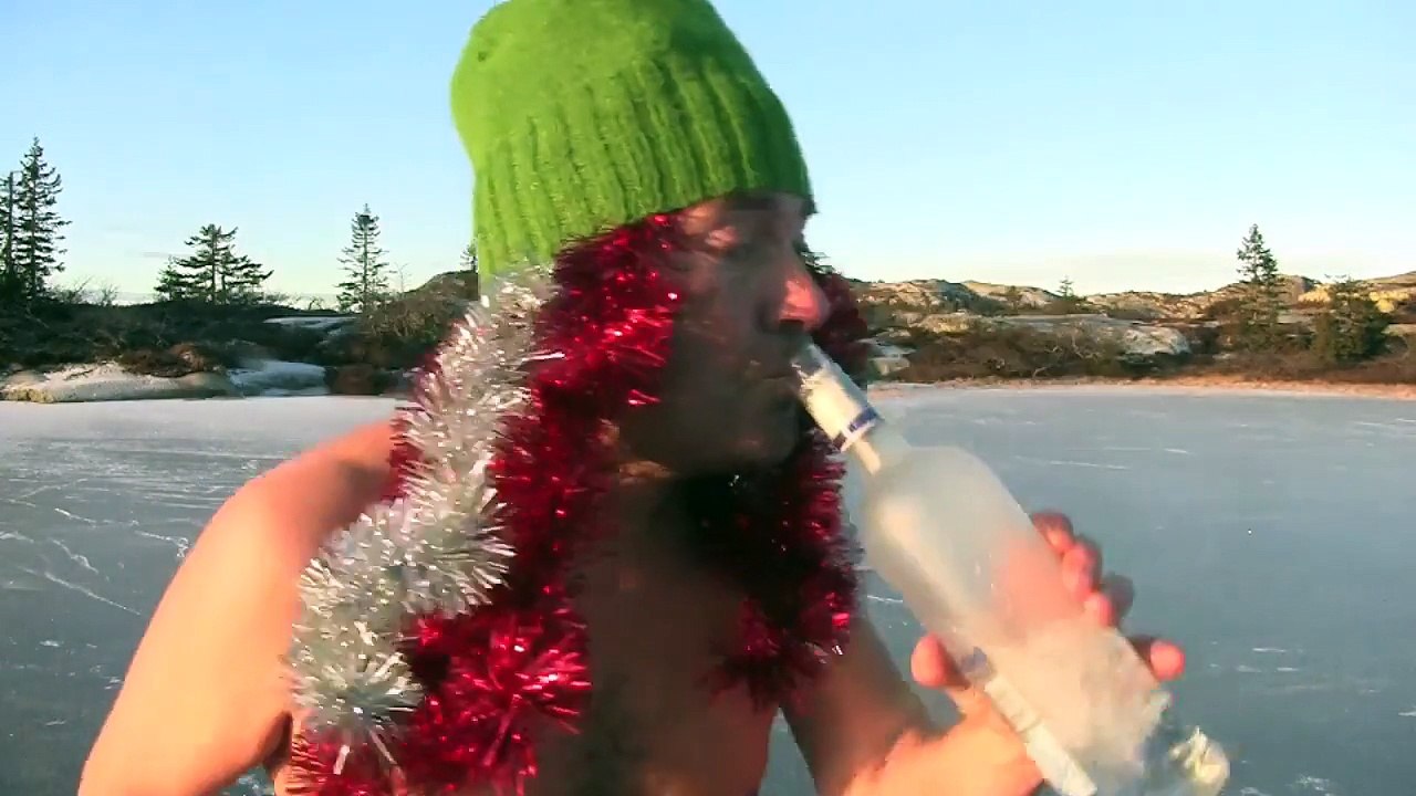 Crazy half-naked Guy skating Ice drinking Vodka is Back in Norway! - Merry Christmas 2015