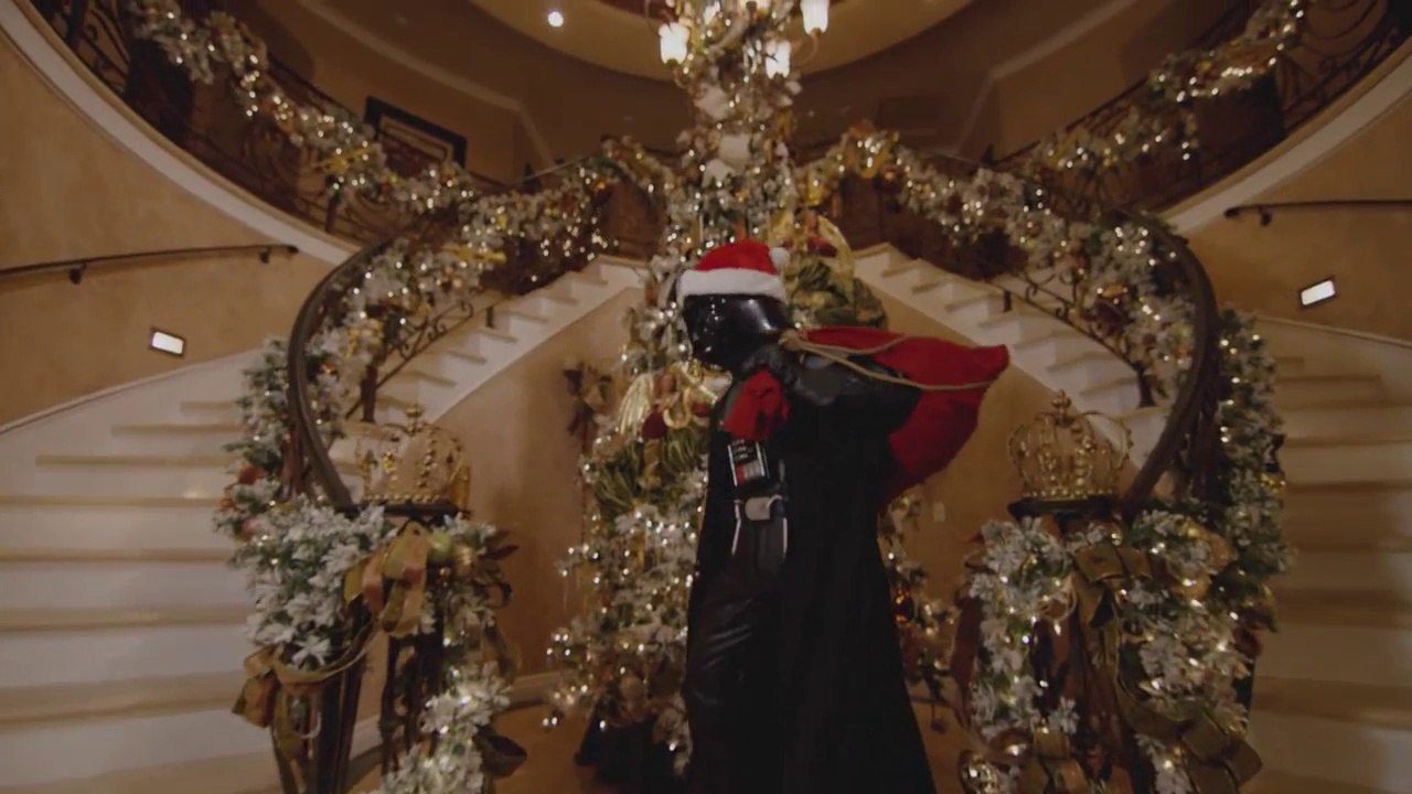 Dark Vador déteste Noël, parce que c'est un vrai méchant!!