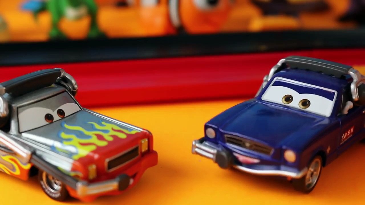 Disney Cars Rip Start Challenge Loop Toy with Riplash Lightning McQueen and The King Roller Coaster