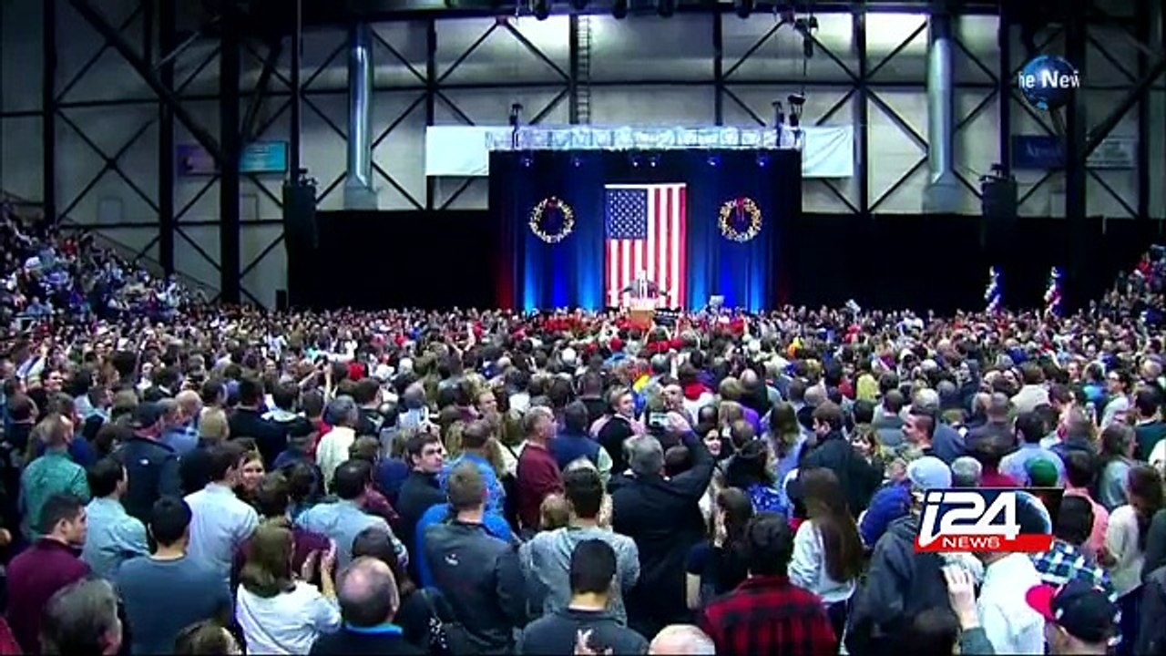 12/22: U.S. Presidential frontrunners Trump and Clinton trade barbs