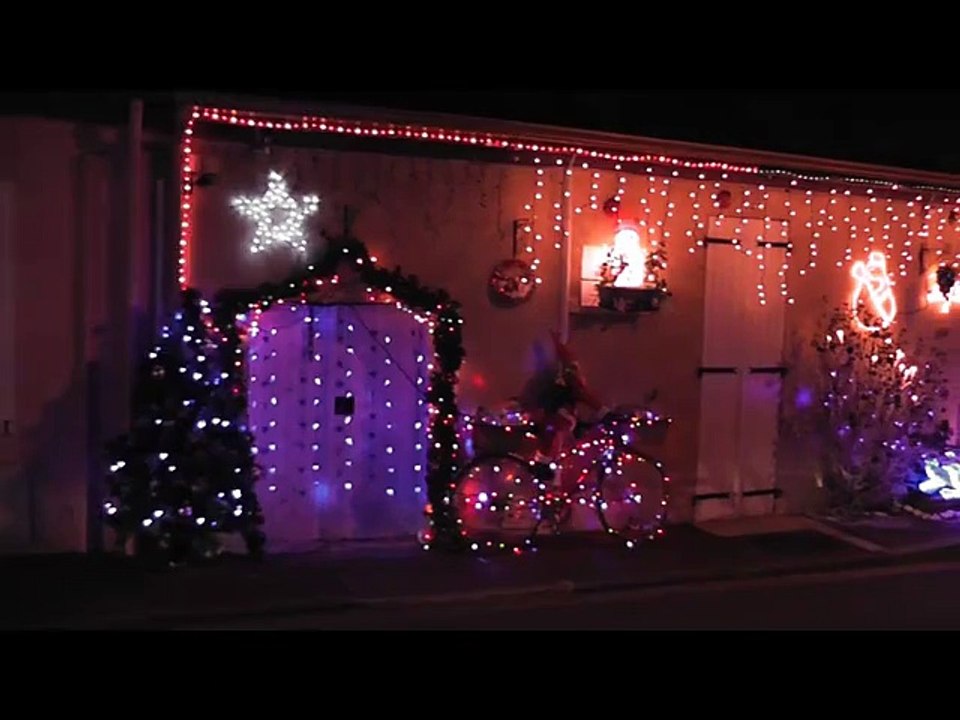 Illuminations de Noël à Lavault-Sainte-Anne