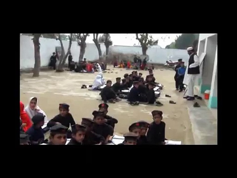 NOWSHERA SCHOOLL FOTGE
