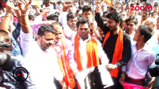 Deepika Padukone avoids talking about 'Bajirao Mastani' controversy - Bollywood News - #TMT