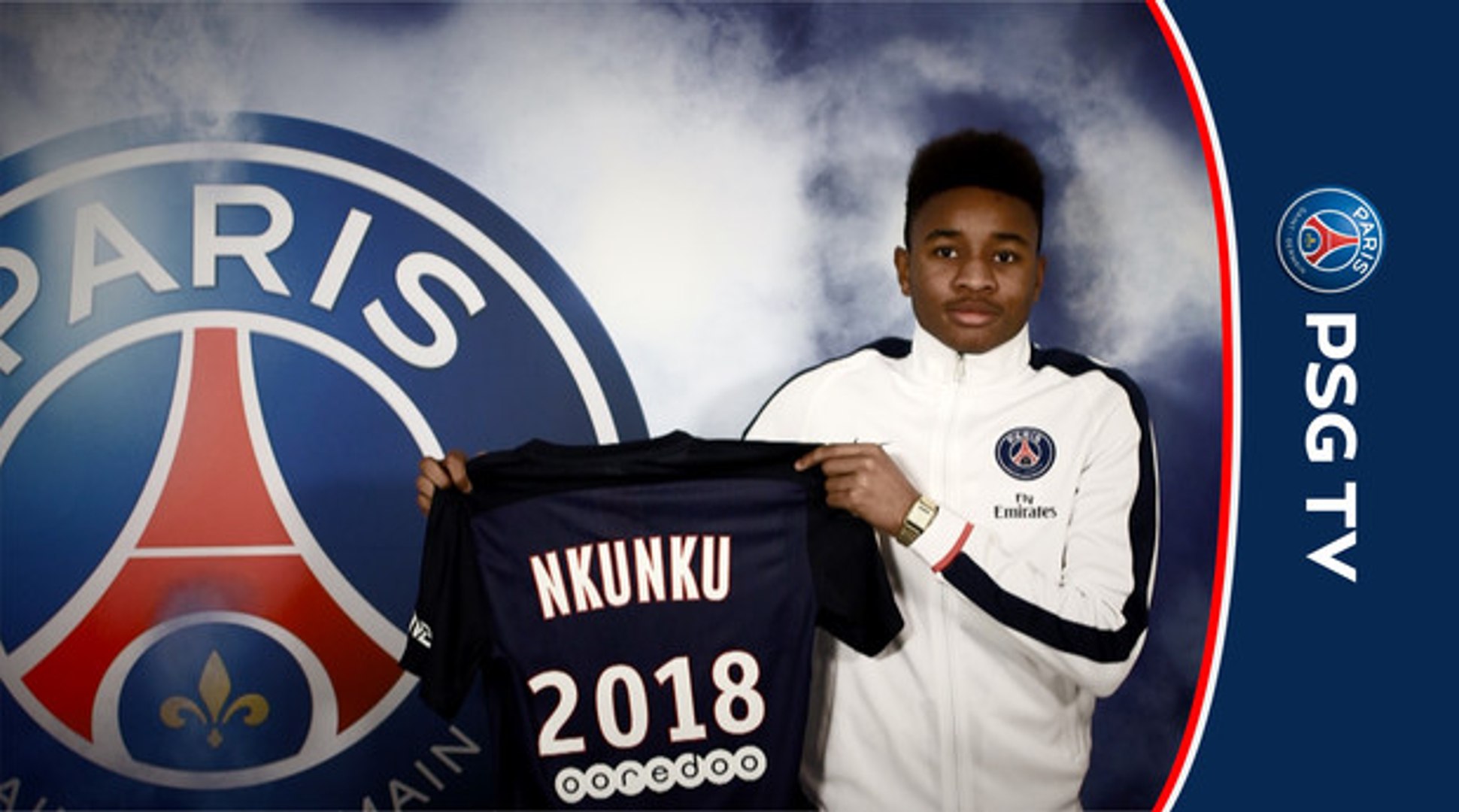 Christopher Nkunku signs his first contract - Vidéo Dailymotion