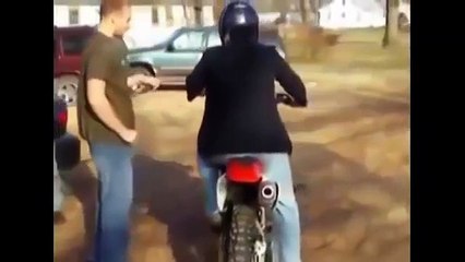 Video divertenti Motocicletta pazzi, incidente in moto Completo. Da morire dalle risate #2